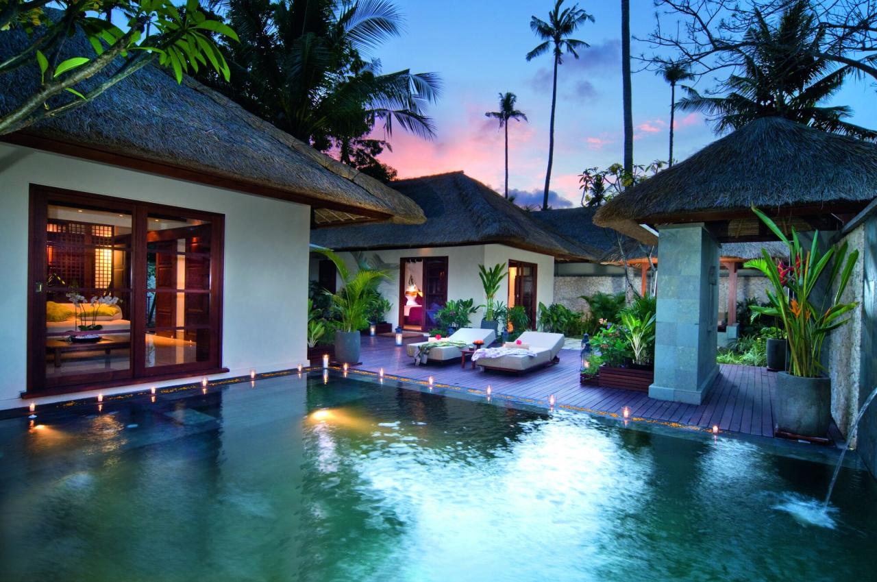 Habitacion con piscina privada en el hotel Belmond Jimbaran Puri en Bali