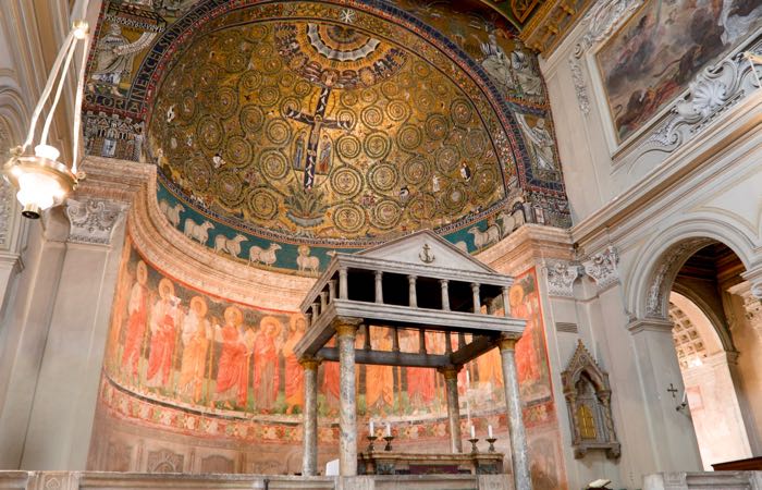 El ábside mosíaco de la Basílica de San Clemente de Roma