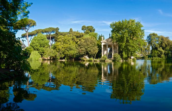Giardina del Lago en el parque Villa Borghese de Roma
