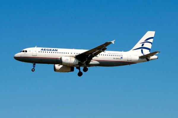A320 Airbus de Atenas a Santorini.