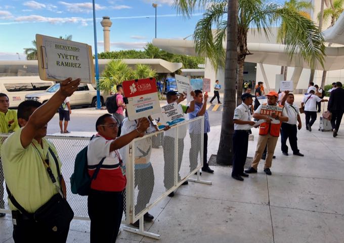 Punto de recogida en el aeropuerto de Cancún para traslados privados a Tulum.
