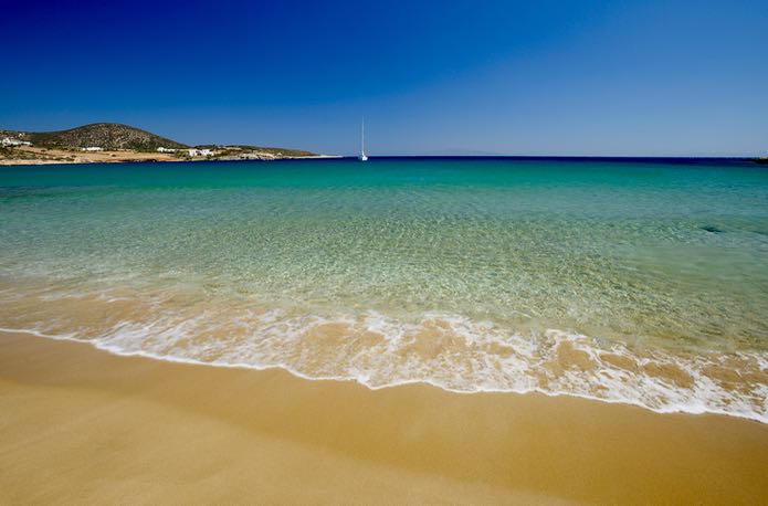 Las mejores playas de Paros cerca del hotel