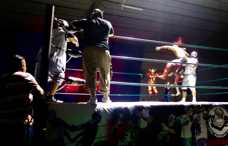 Ver un partido de lucha libre en Cancún