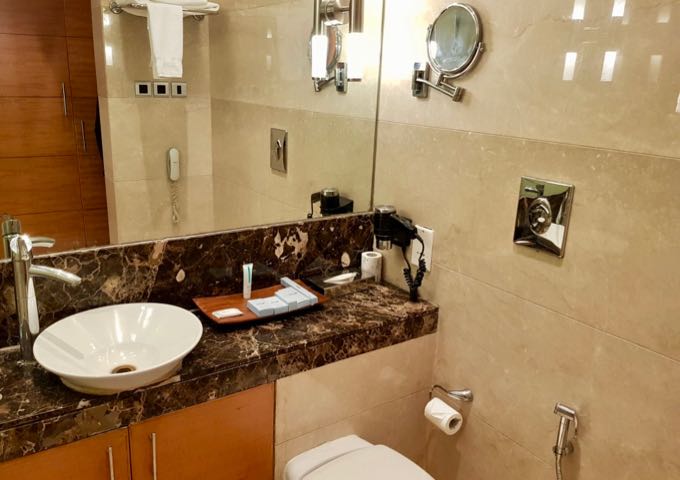 Los cuartos de baño compactos son funcionales y atractivos.