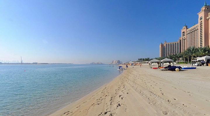 El mejor resort familiar en Dubai en la playa.