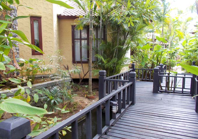 Villas decoradas con buen gusto y jardines tropicales en Rummana Boutique Resort