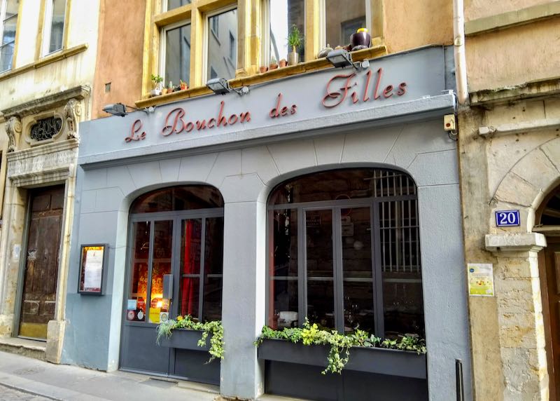 Le Bouchon des Filles se especializa en clásicos de Lyon.