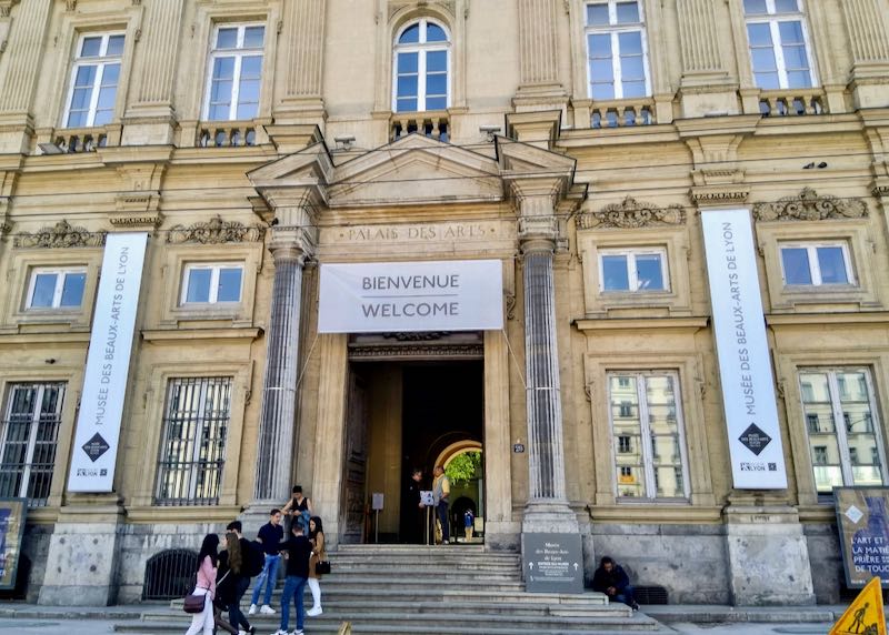 Musée des Beaux-Arts tiene una gran colección.