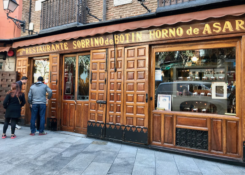 Sobrino del Botín es el restaurante más antiguo del mundo.