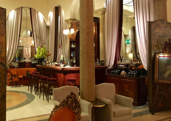 Hotel histórico Milán Verdi
