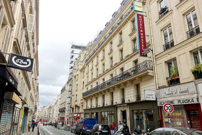 hoteles en paris francia baratos