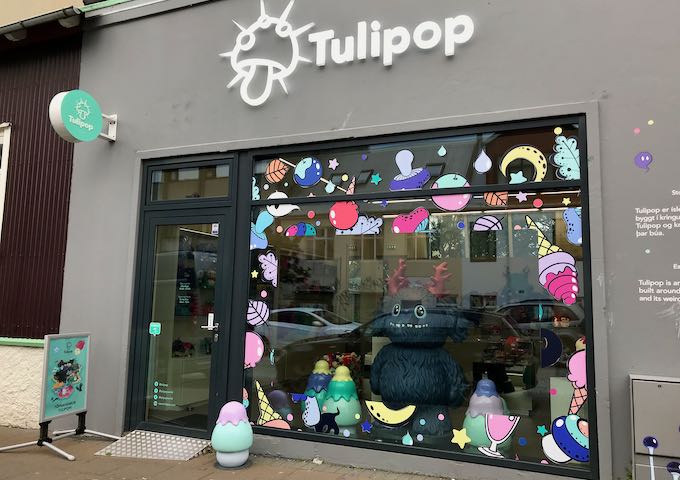 Tulipop vende juguetes y coleccionables.