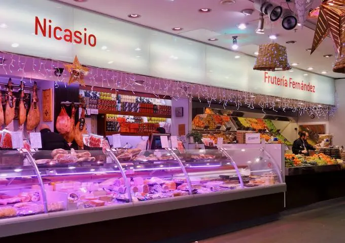 Mercado San Martín vende productos de alta calidad.