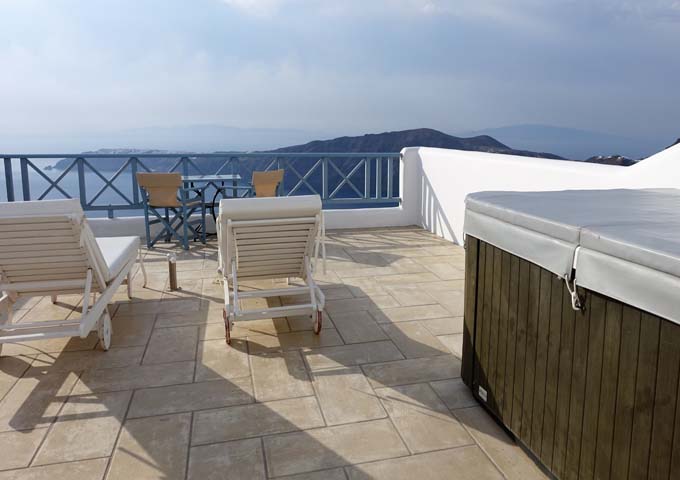 La terraza privada de la suite es amplia y ofrece fantásticas vistas.