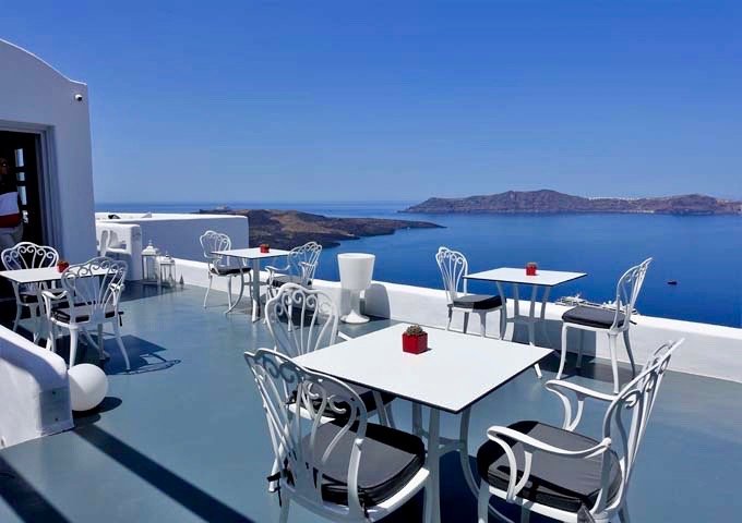 Revisión de Athina Luxury Suites en Santorini.