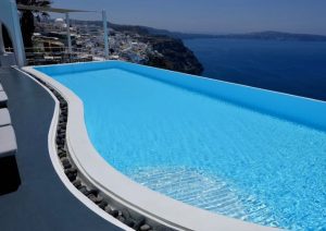 Revisión de Cosmopolitan Suites en Santorini.