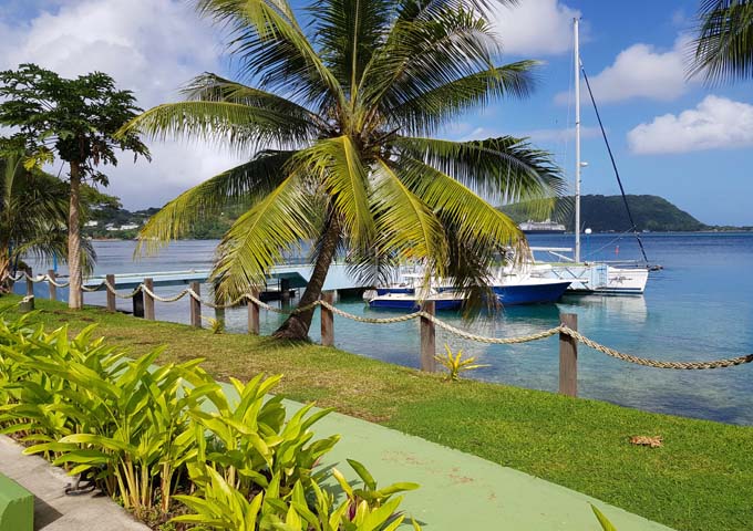 El albergue se encuentra en el puerto de Port Vila.