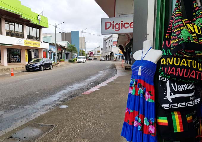 Port Vila tiene una buena variedad de tiendas.
