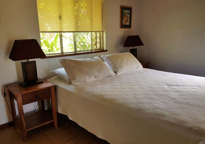Las habitaciones de la Villa Estándar son sencillas y cómodas.