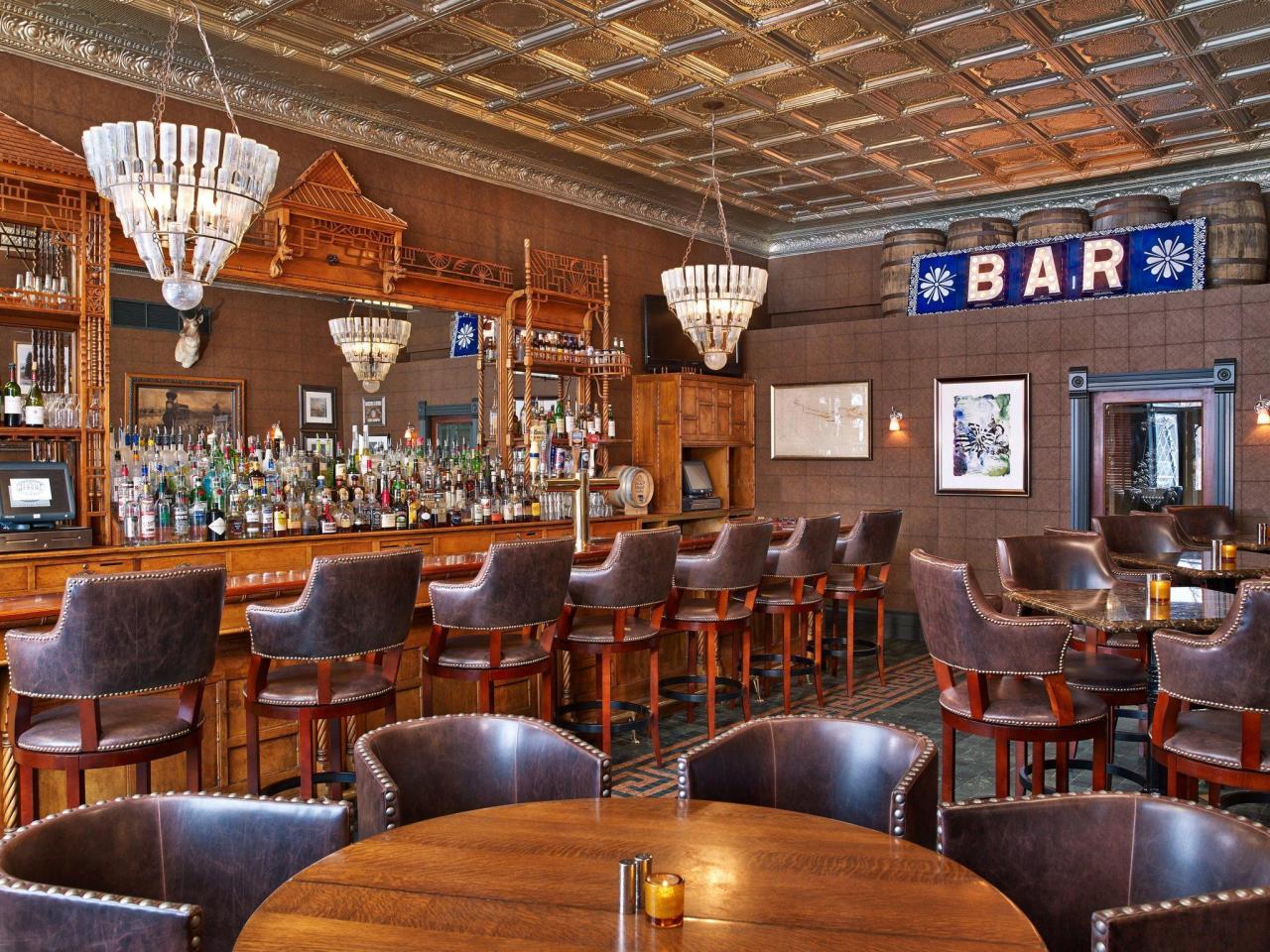 Bar/ Salón