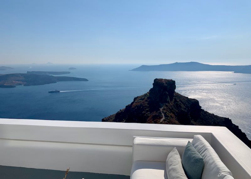 Alojamiento en Santorini con vistas a la caldera