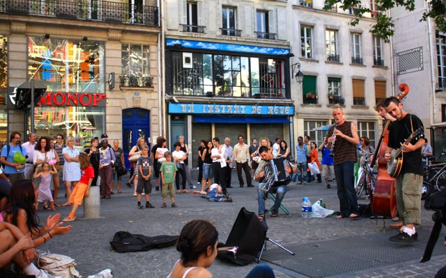 París para niños: artistas callejeros